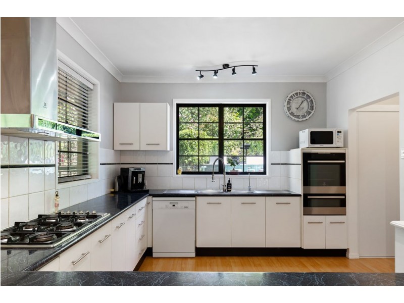 5-7 Platt Place, Tamborine Mountain QLD 4272