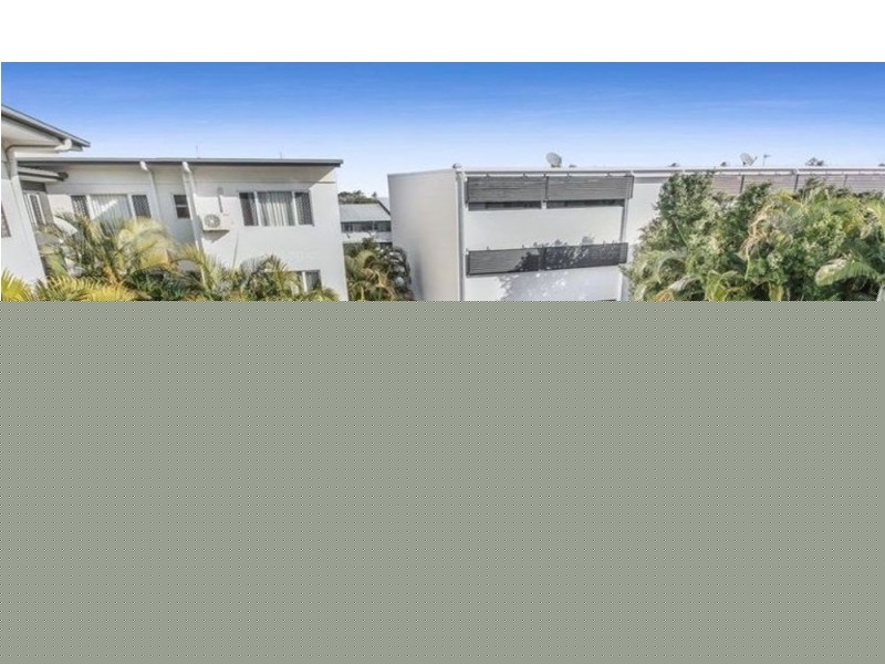 17/4 Proud Street, Labrador QLD 4215