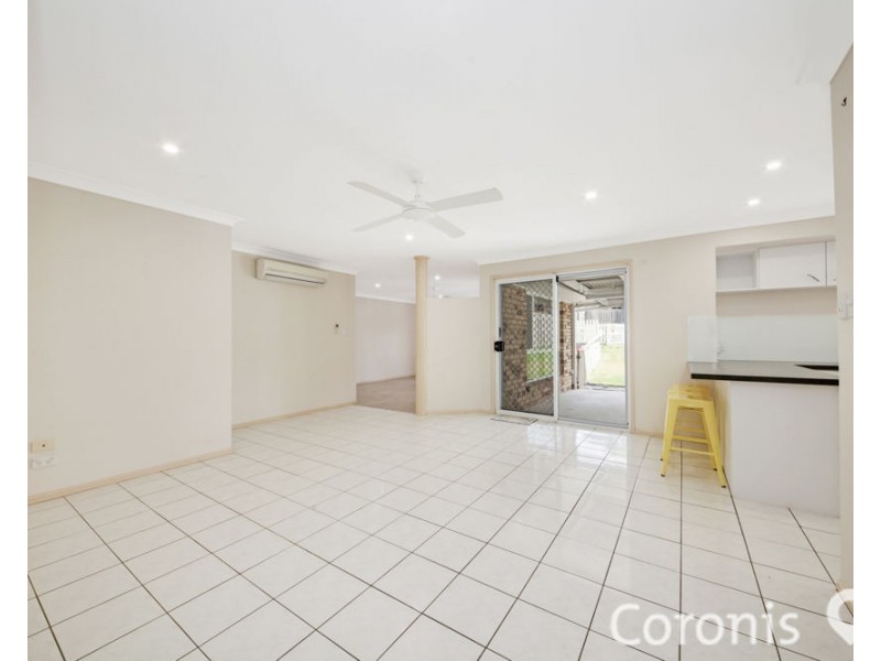 4 Morane Court, Pacific Pines QLD 4211