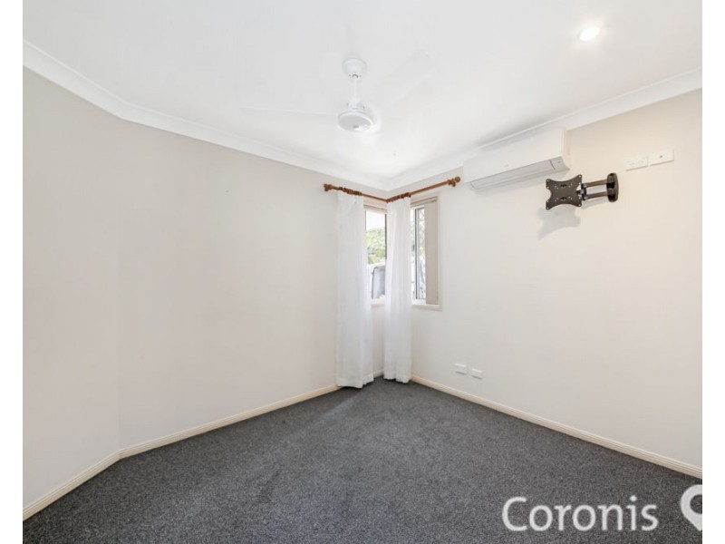 4 Morane Court, Pacific Pines QLD 4211