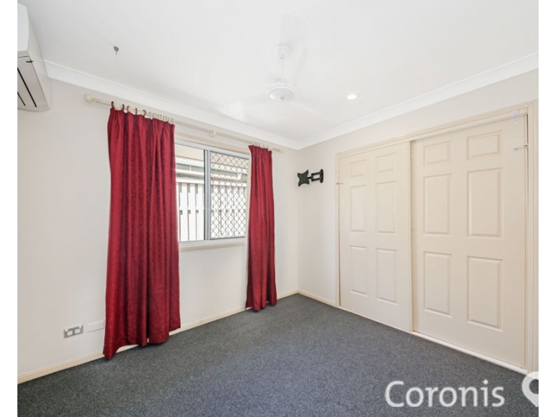 4 Morane Court, Pacific Pines QLD 4211
