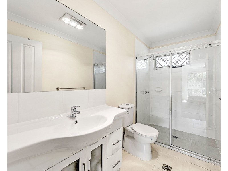 2/289 River Hills Road, Eagleby QLD 4207