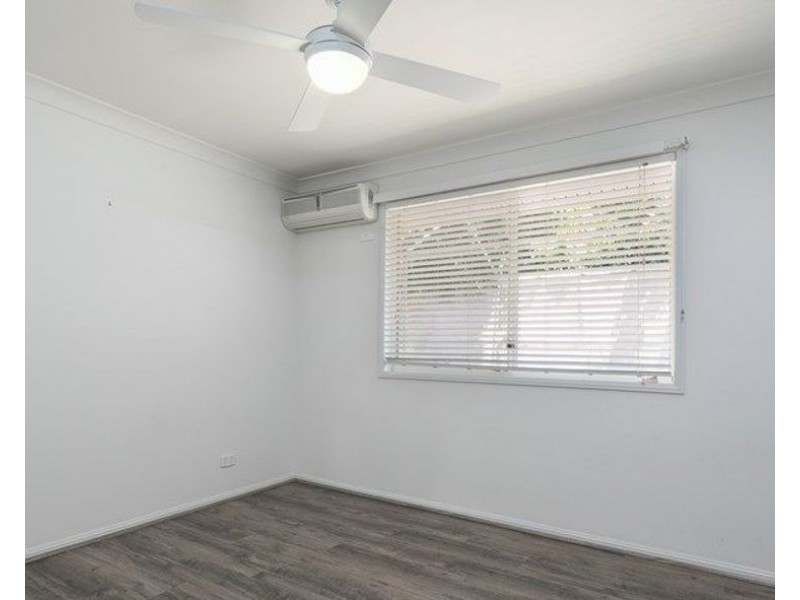 2/130 Thomsons Road, Kingsholme QLD 4208