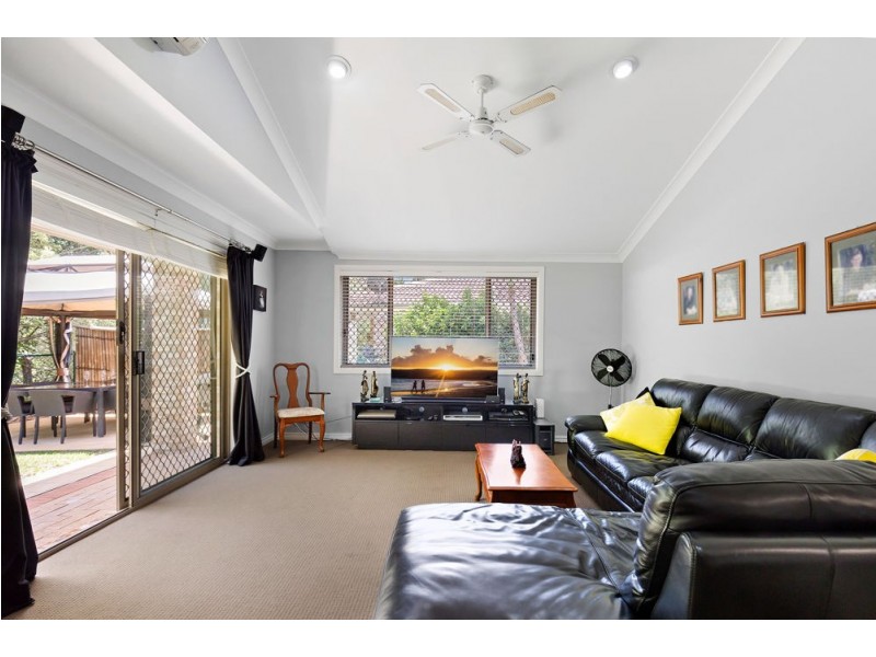 21/4 Koala Town Road, Upper Coomera QLD 4209