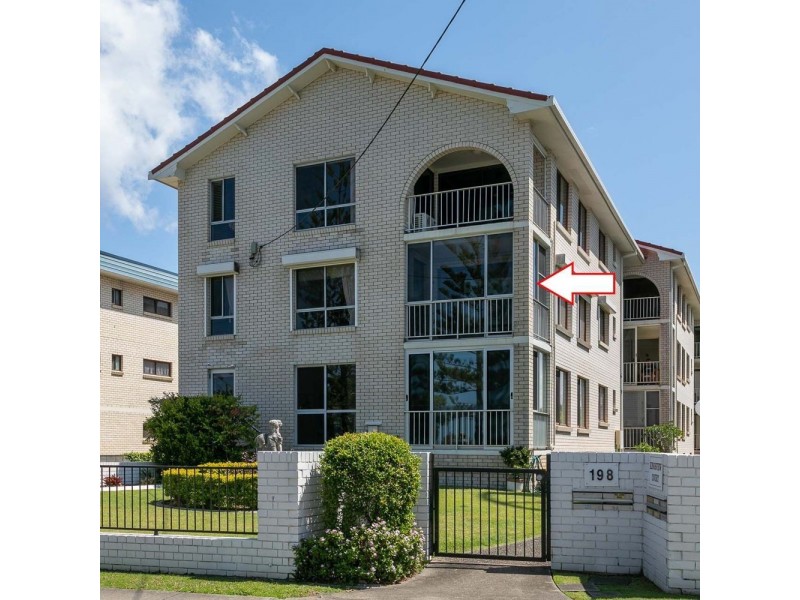 4/198 Marine Parade, Labrador QLD 4215