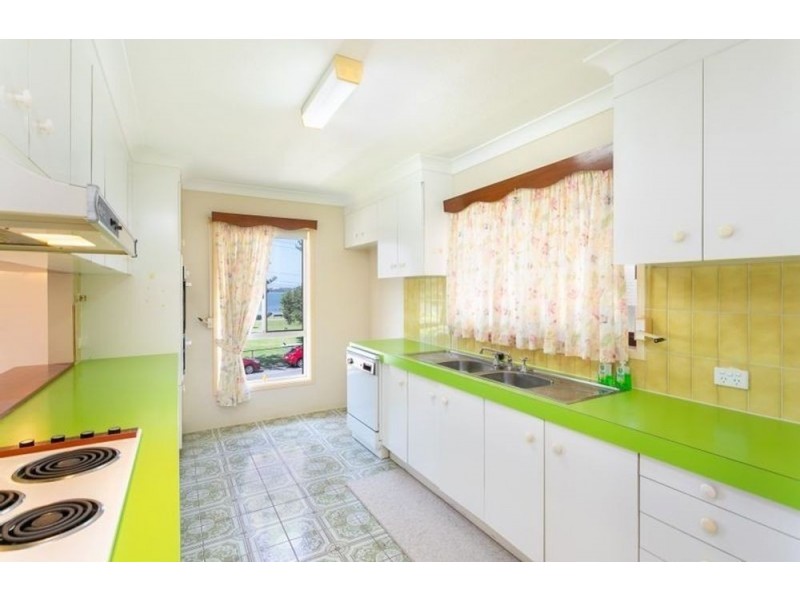 4/198 Marine Parade, Labrador QLD 4215