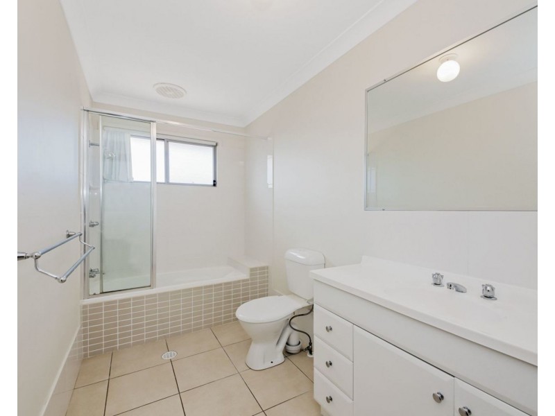 15/30 Carmarthen Circuit, Pacific Pines QLD 4211