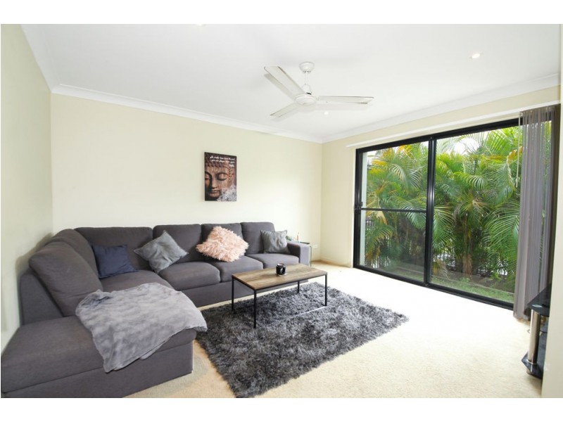 5/23 Park Esplanade, Coomera QLD 4209