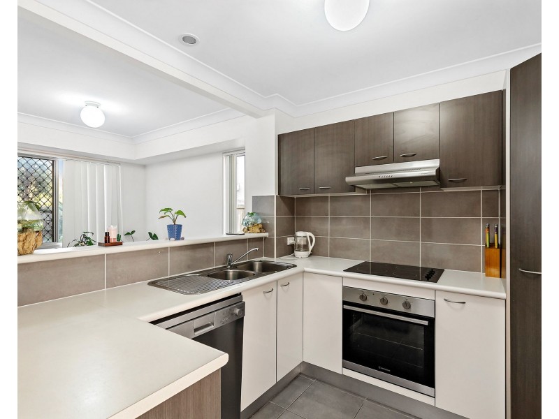 18/1 Mcauley Parade, Pacific Pines QLD 4211