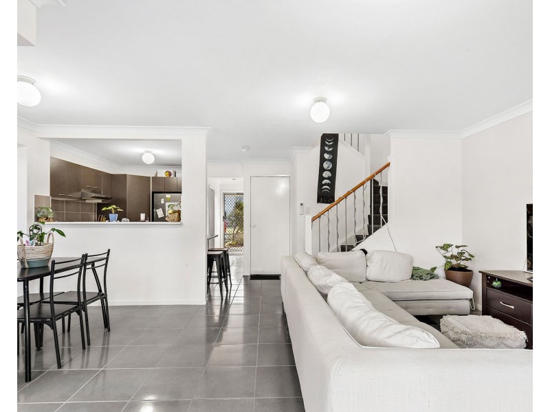 18/1 Mcauley Parade, Pacific Pines QLD 4211