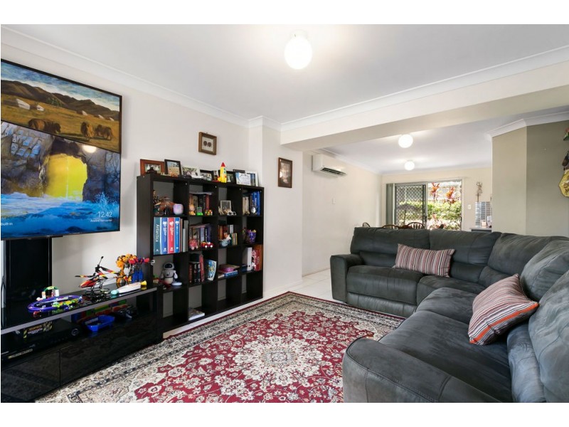 11/30 Carmarthen Circuit, Pacific Pines QLD 4211