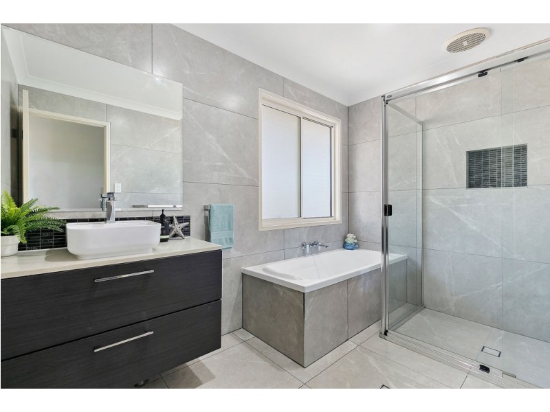 20 Stacer Street, Upper Coomera QLD 4209