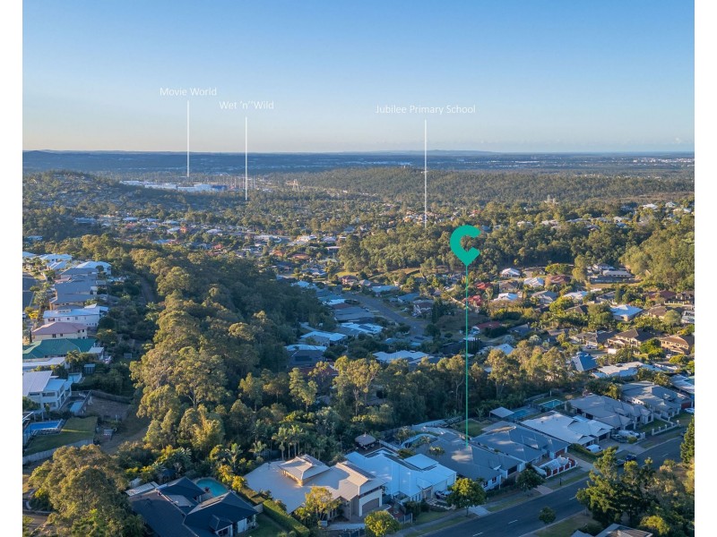 8 Hillary Circuit, Pacific Pines QLD 4211