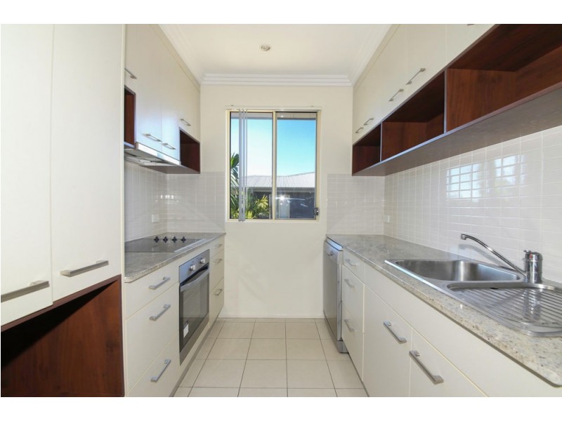 5/4 Locke Street, Southport QLD 4215