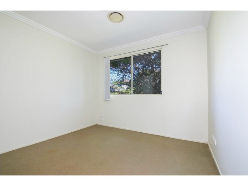 5/4 Locke Street, Southport QLD 4215