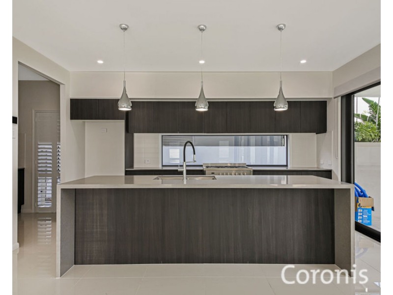 72 Serenity Boulevard, Helensvale QLD 4212