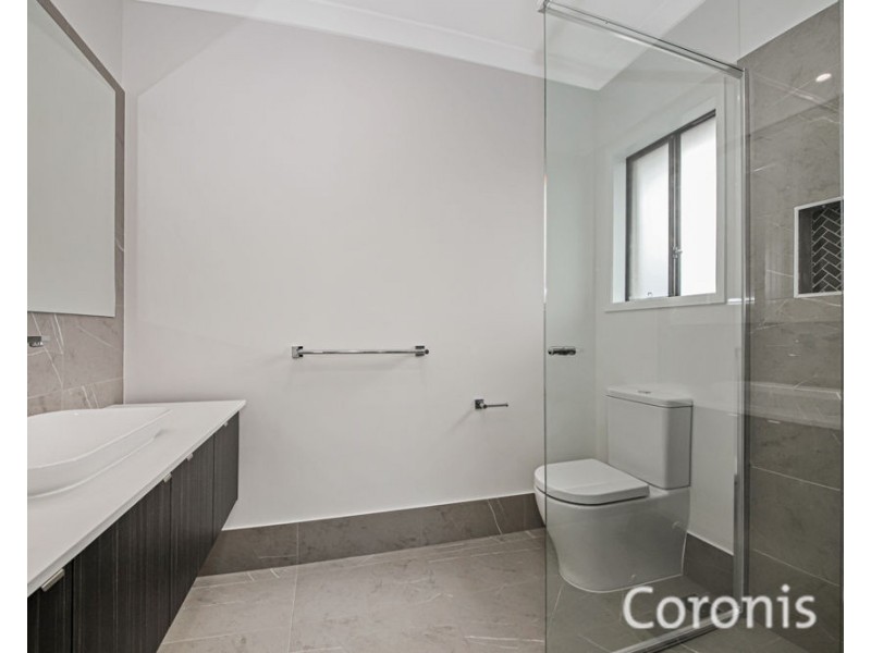 72 Serenity Boulevard, Helensvale QLD 4212