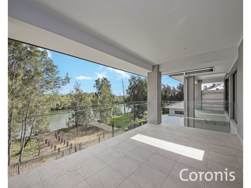 72 Serenity Boulevard, Helensvale QLD 4212