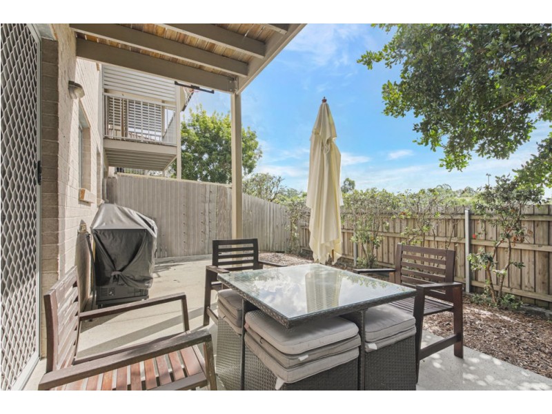 24/30 Carmarthen Circuit, Pacific Pines QLD 4211