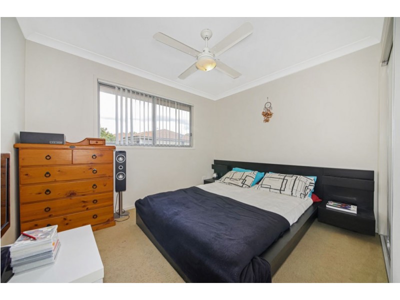 24/30 Carmarthen Circuit, Pacific Pines QLD 4211