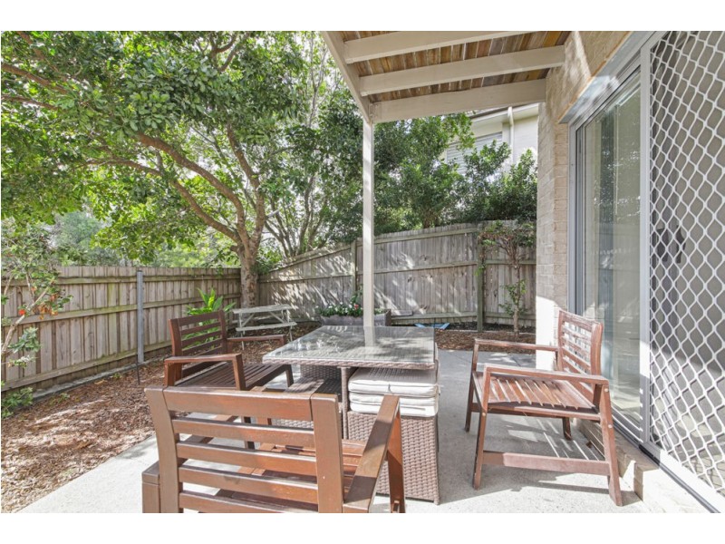 24/30 Carmarthen Circuit, Pacific Pines QLD 4211