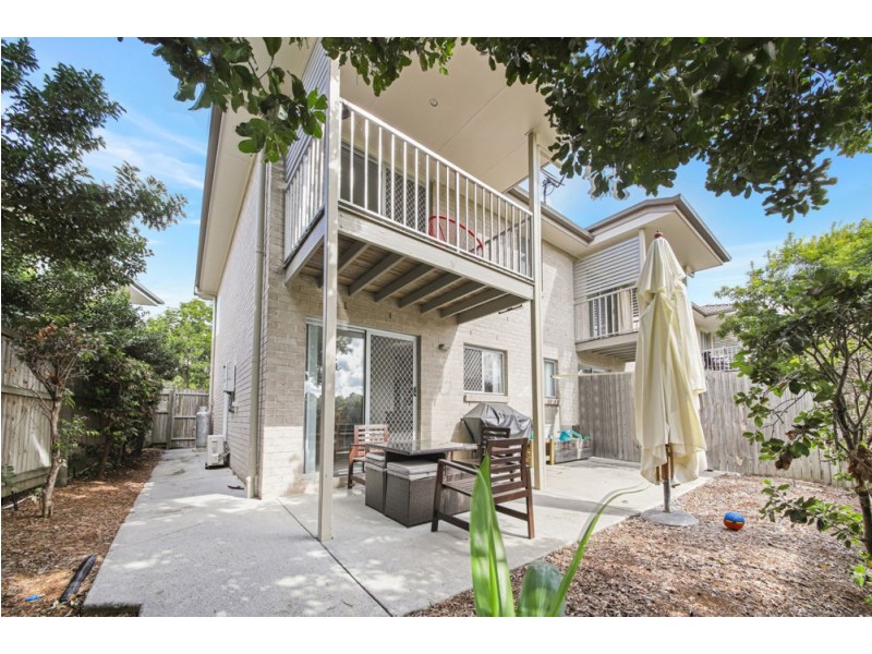 24/30 Carmarthen Circuit, Pacific Pines QLD 4211