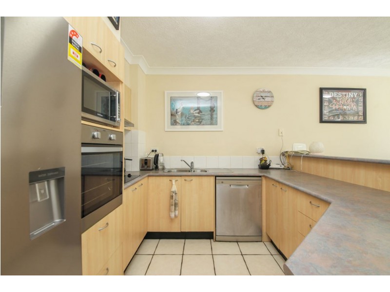 8/132 High Street, Southport QLD 4215