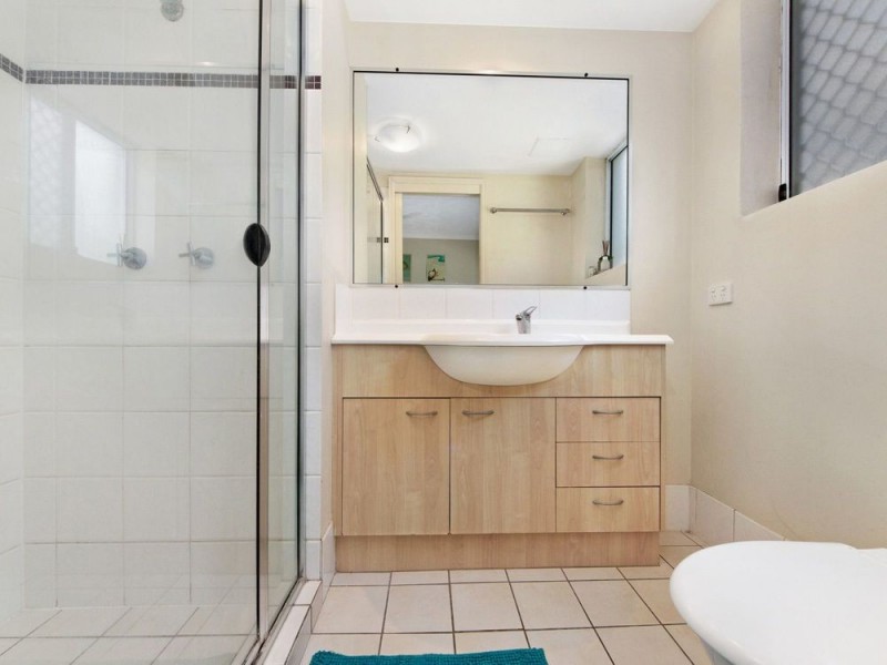 8/132 High Street, Southport QLD 4215