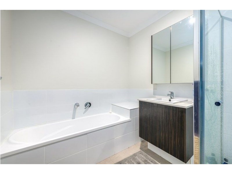 73/370 Gainsborough Drive, Pimpama QLD 4209