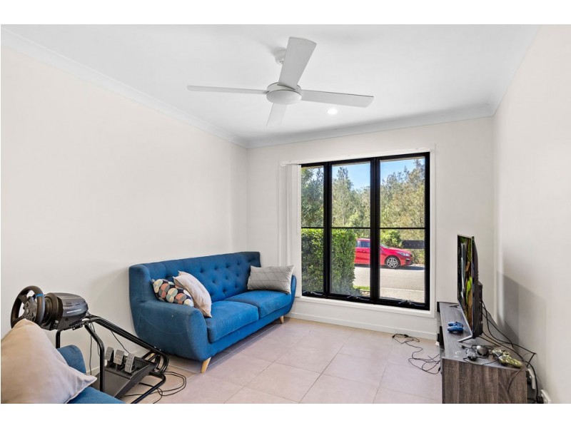 73/370 Gainsborough Drive, Pimpama QLD 4209