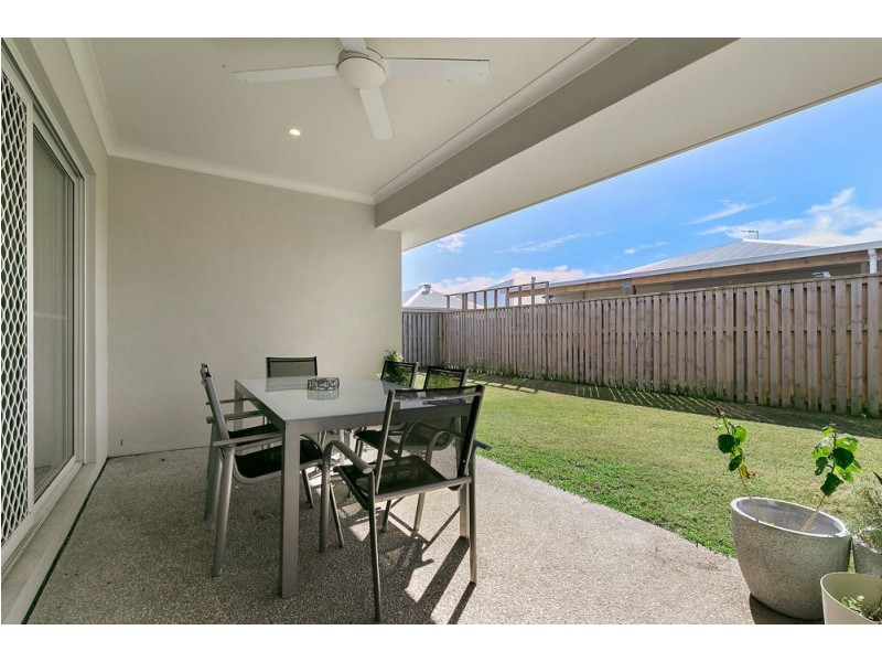 49 Longstaff Crescent, Pimpama QLD 4209