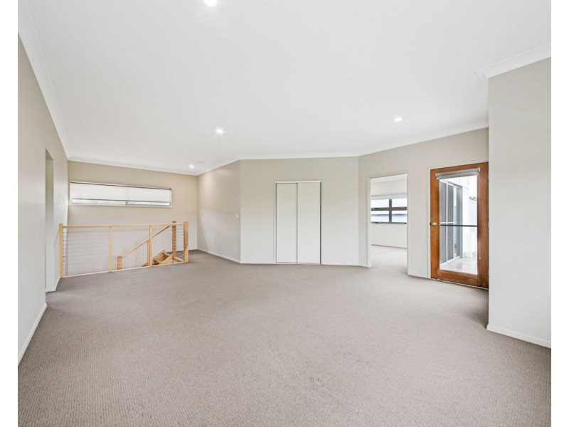 17 BISHOPWOOD COURT, Upper Coomera QLD 4209