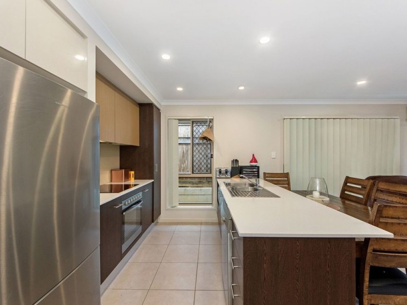 17 Chamberlain Rise, Ormeau Hills QLD 4208