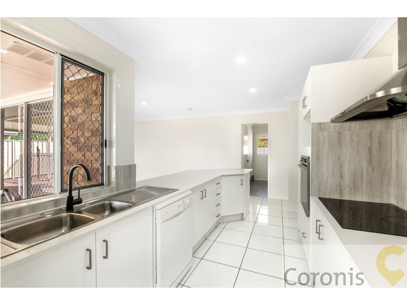 2 Morfantaine Terrace, Parkwood QLD 4214