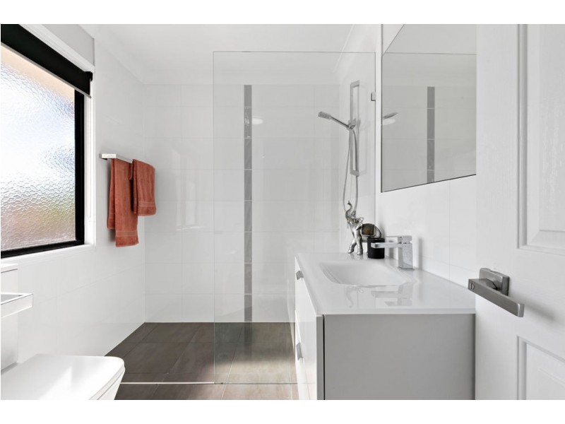 6/1 Secondary Street, Upper Coomera QLD 4209