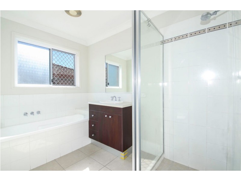 44 Bedivere Drive, Ormeau QLD 4208