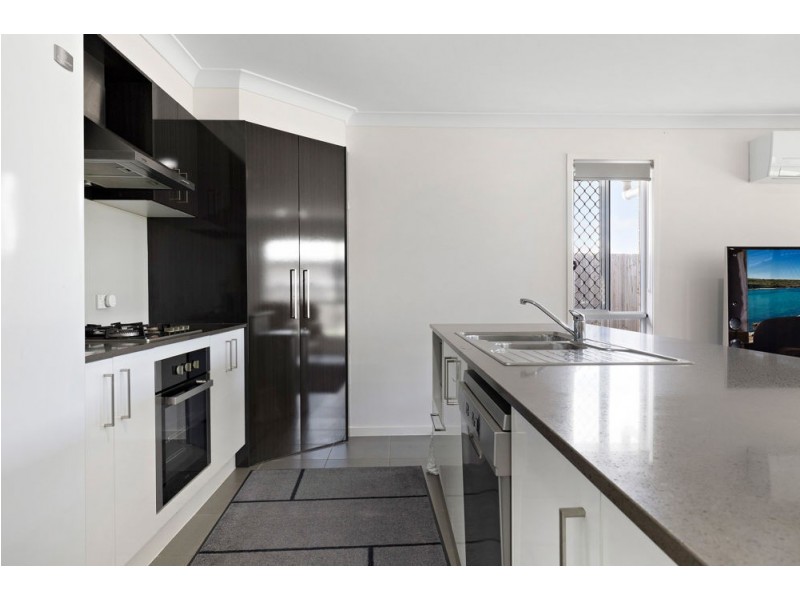 99 River Run Circuit, Ormeau Hills QLD 4208