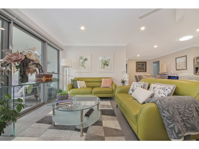 1/51 Longstaff Crescent, Pimpama QLD 4209