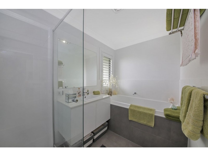 1/51 Longstaff Crescent, Pimpama QLD 4209