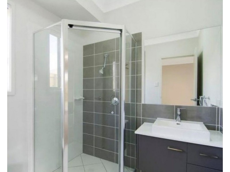 100 Picnic Creek Drive, Coomera QLD 4209