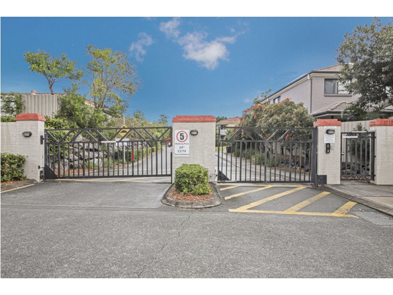 91/31 Archipelago Street, Pacific Pines QLD 4211