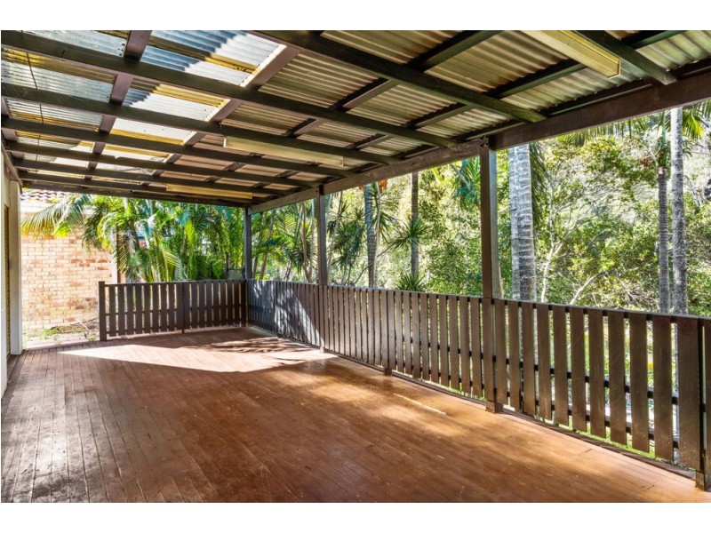 69 River Oak Drive, Helensvale QLD 4212