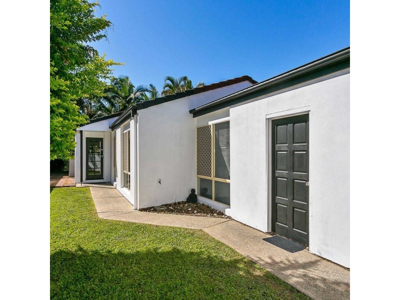 69 River Oak Drive, Helensvale QLD 4212