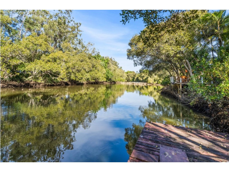 69 River Oak Drive, Helensvale QLD 4212