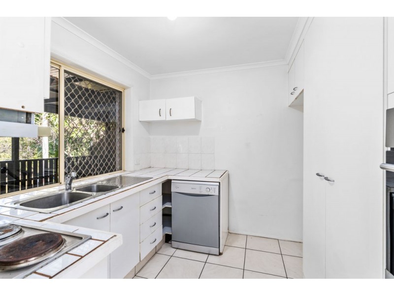 69 River Oak Drive, Helensvale QLD 4212