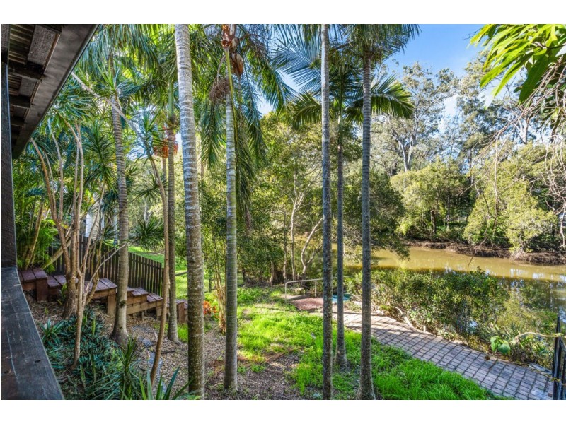 69 River Oak Drive, Helensvale QLD 4212