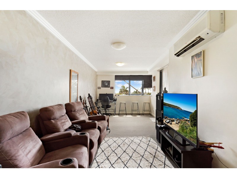 5/136 Marine Parade, Southport QLD 4215