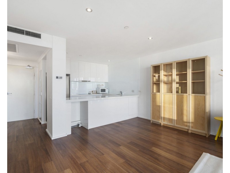 1704/3422 Surfers Paradise Boulevard, Surfers Paradise QLD 4217