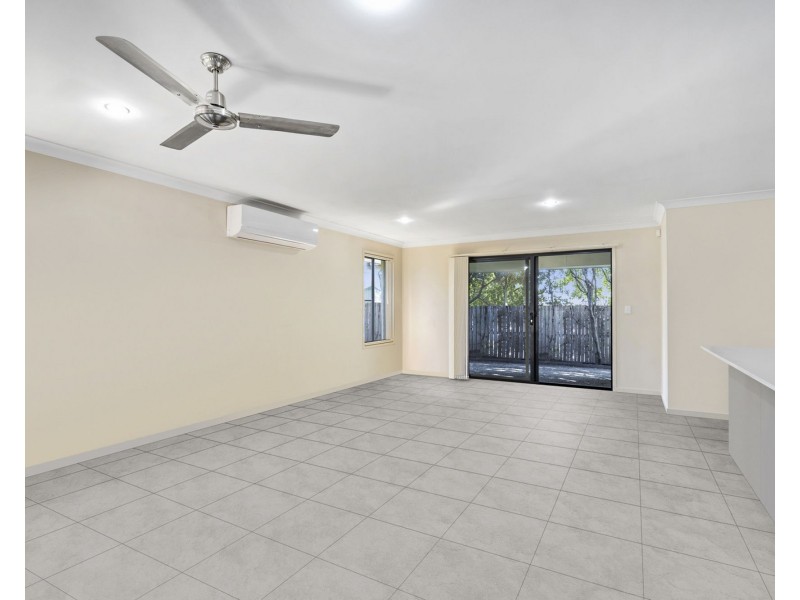 5 BENJAMIN STREET, Pimpama QLD 4209