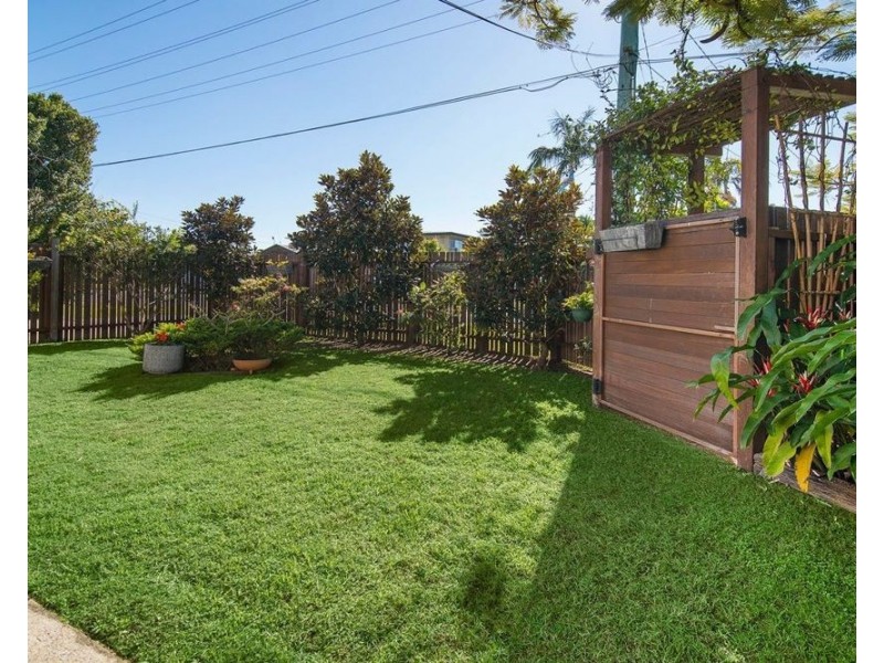 10 Bluegum Avenue, Hollywell QLD 4216